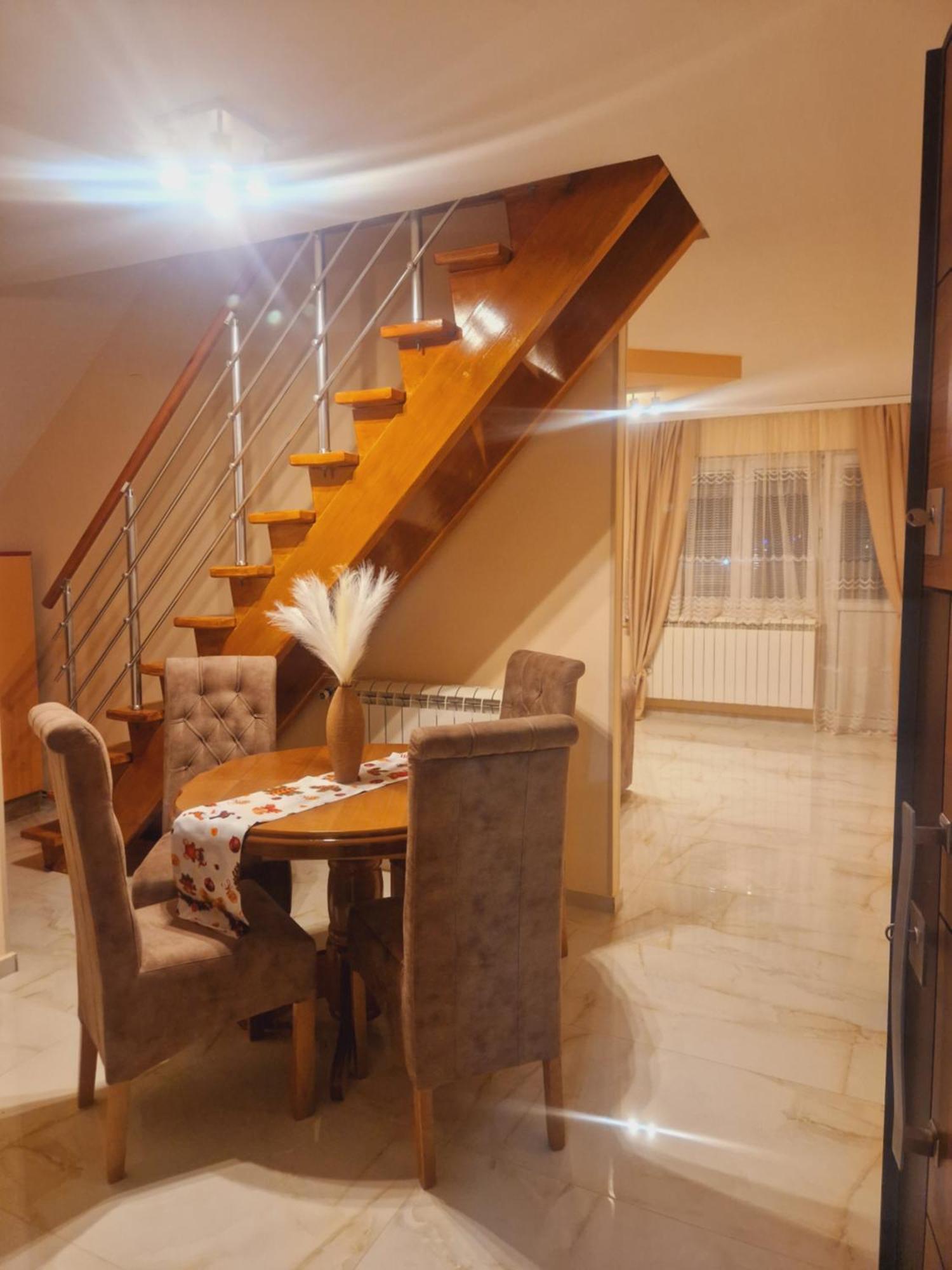 Apartmani Jasmina 兹拉蒂博尔 外观 照片